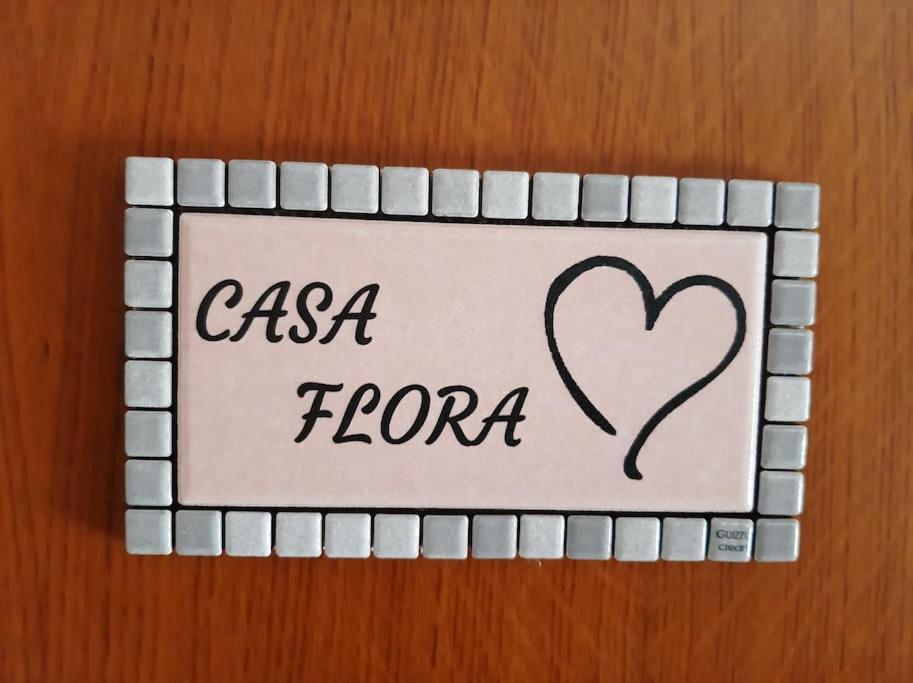 דירות רומא Casa Flora מראה חיצוני תמונה